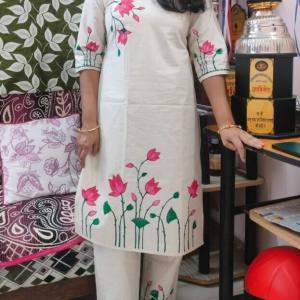 Khadi shuit