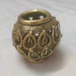 Tea light holder